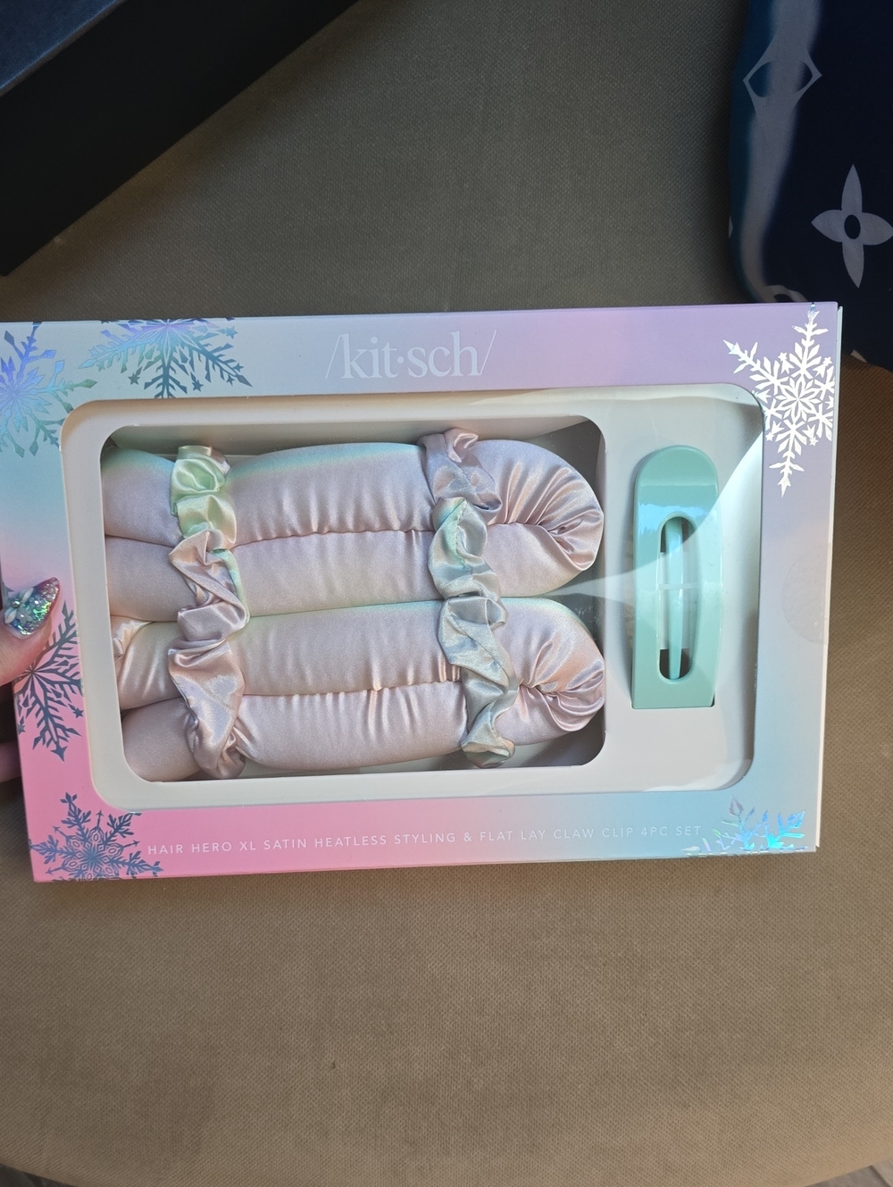 Kitsch Pastel XL Satin Heatless Styling Set with Mint Clip